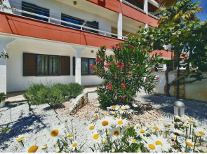Awesome Home in Savudrija With Wifi and 2 Bedrooms