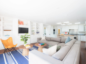 Romero by Avantstay Stunning Villa Close to Beach w/ Pool & Spa