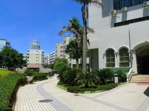 Beihai Holiday Xinganxian Apartment Railway Station Branch