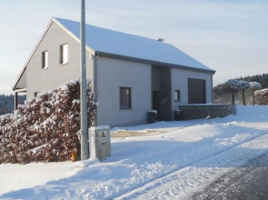 Classy Holiday Home in Martilly with bubble bath