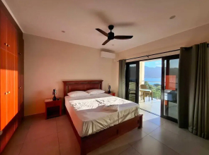 Tropical Secrets Holiday Apartments