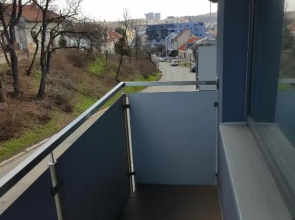 Newly Built Apartment 5 With Balcony Near Center