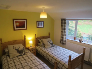 Yr  Hen Farcdy Bed & Breakfast