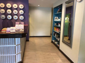 Sawasdee Hotel @ Sukhumvit Soi 8