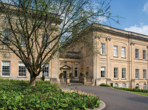 Bailbrook House
