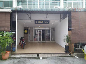 G Star Motel