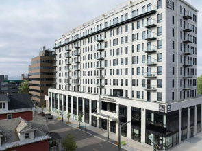 AC Hotel Burlington