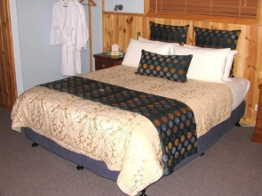 Derwent Bridge Chalets & Studios