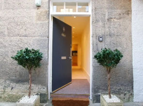 Quiet New Town Apartment