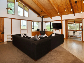 Pines Beach - Christchurch Holiday Homes