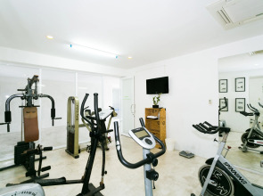 Sugar Palm Grand Hillside