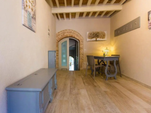 San Gimignano Town Garden - 4 pax