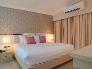 The Raya Surawong Bangkok