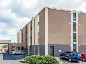 Comfort Inn & Suites Wyomissing/Reading