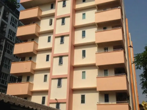 Yaowamal Apartment