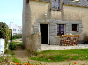 Cap Houses Kermany