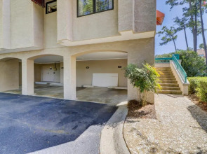 7417 Anchorage 2 BR Condo Shelter Cove