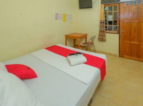 RedDoorz Syariah Near Taman Murjani 2