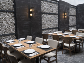 Yuksel Istanbul Yenikapi