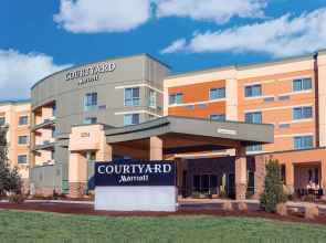 Courtyard by Marriott Somerset