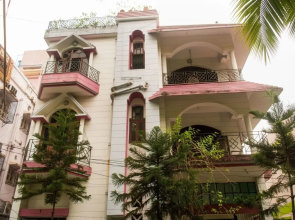 OYO 6477 Guest Accomodation FE 173