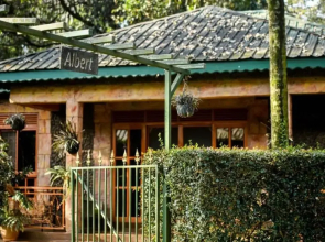 Country lake resort Garuga