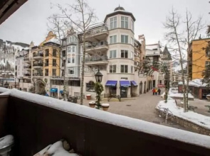 Lionshead Arcade with Fireplace & Close to Gondola by RedAwning