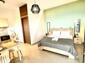 Brand New Studio Seaview I