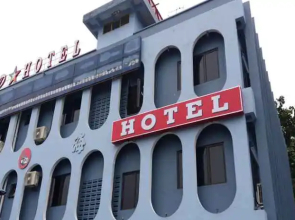 Pd Star Hotel by OYO Rooms
