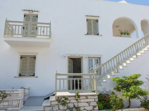 Lygdamis Hotel