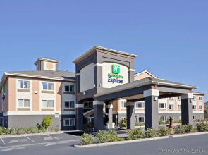 Holiday Inn Express & Suites Ashland by IHG