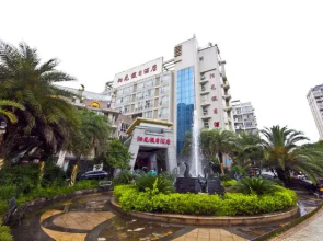 Sunshine Holiday Hotel