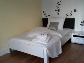 Residence Serviced House