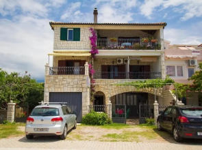 Apartments Juri - 60 m from sea