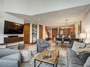 Arrowhead Village Premium 3 Bedroom Condominium 3 Condo