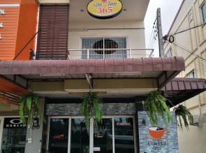 Penthai Hostel