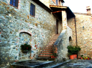 Two-room Apartment in the Middle of Tuscany