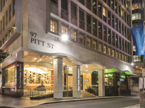 Rydges Australia Square Hotel