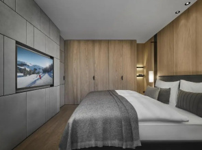 Harisch Hotel Weisses Rossl