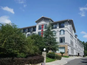 Lotus Hotel
