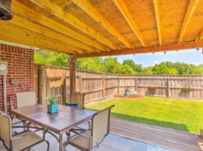 Family-friendly Rowlett Home ~ 23 Mi to Dallas