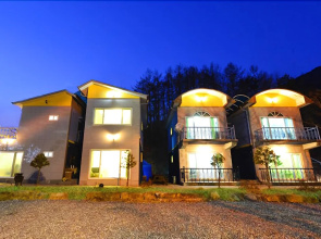 Jecheon Neunggangsong Pension