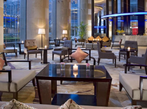 Sheraton Grand Shanghai Pudong Hotel & Residences