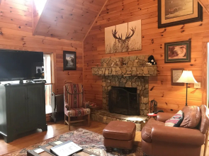 Mustang Haven-fireplace,spa Tub,hottub,pet-friendly 3 Bedroom Home