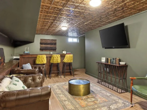 Historic Franklin Retreat Game Room Covered Patio Easy Downtown Access The Carolyn House by Avantstay