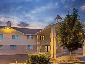 Days Inn by Wyndham Colorado Springs Airport