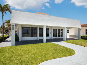 Casa Bermuda by AvantStay Right Across the Street from Fort Lauderdale Beach