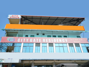 OYO 4280 The City Gate Residency