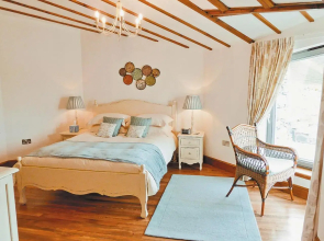 Beach Bay Cottage
