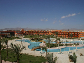 Amwaj Oyoun Resort & Casino